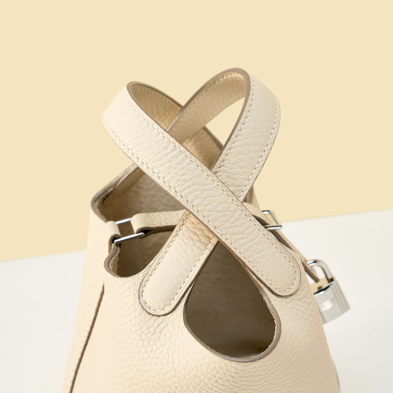 JX Mini Picotin Lock in Milkshake White – Artisan Code 052, Hand-Stitched, Stainless Steel Hardware