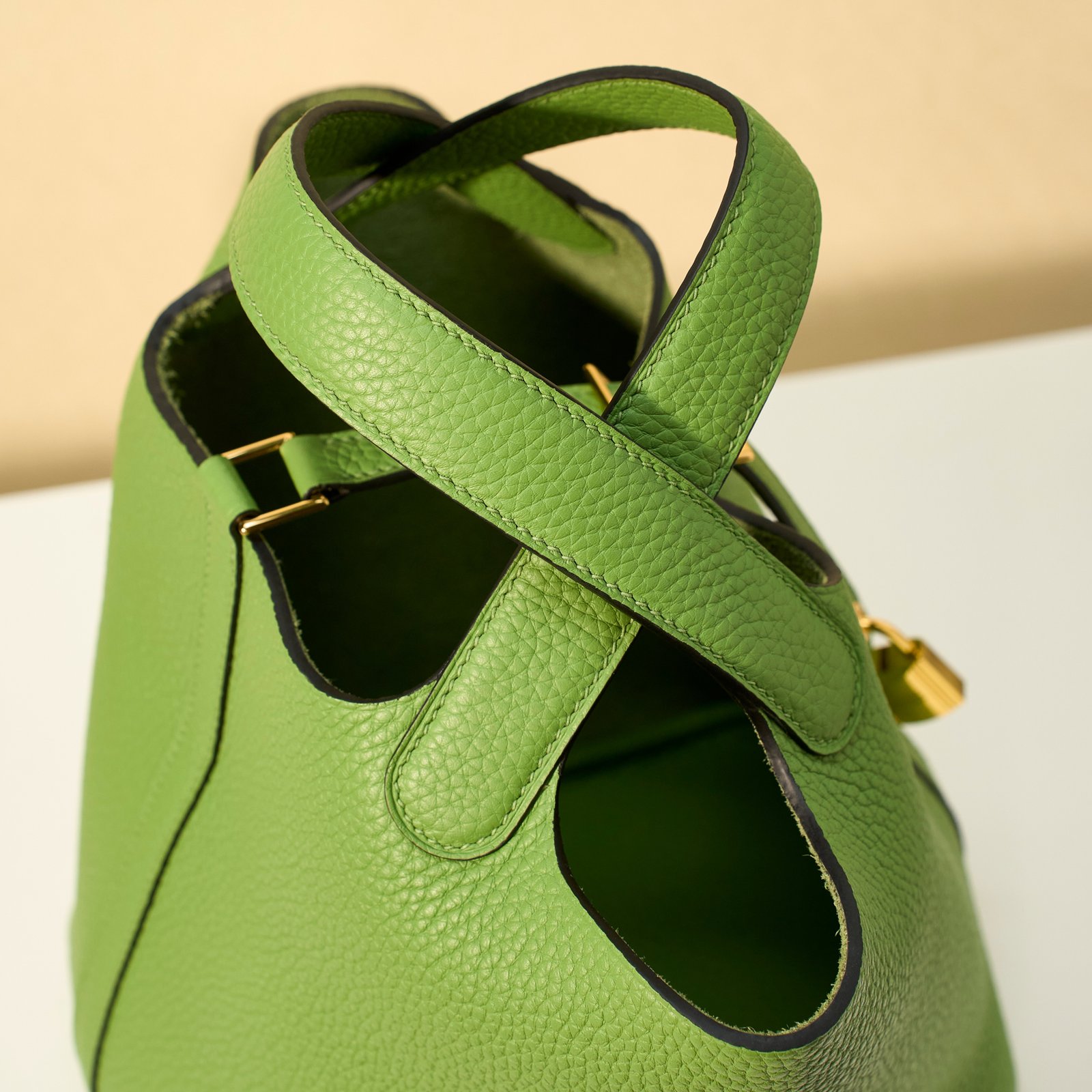 JX Premium Picotin Lock in Avocado Green – Artisan Code 052, Sizes 18 & 22