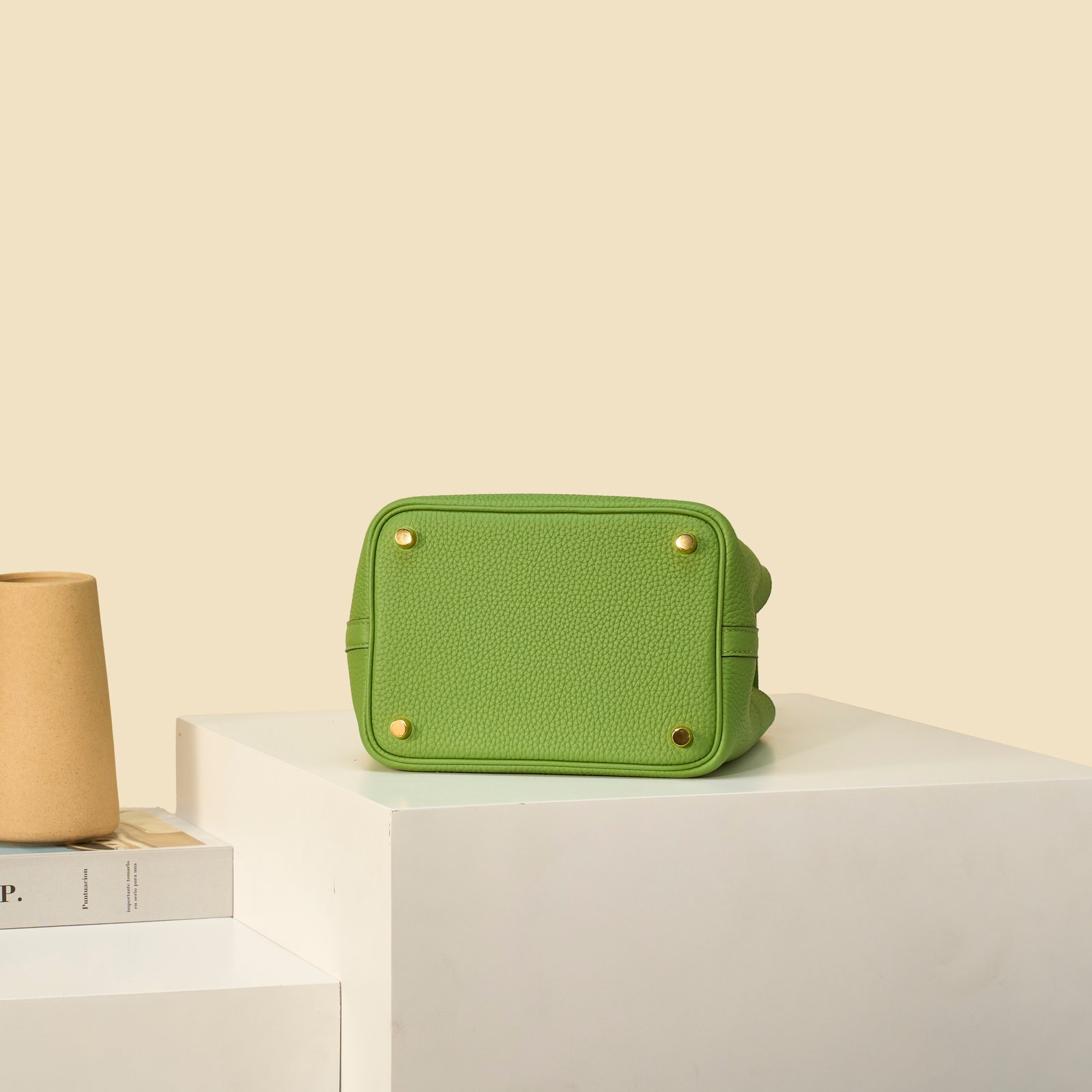JX Premium Picotin Lock in Avocado Green – Artisan Code 052, Sizes 18 & 22