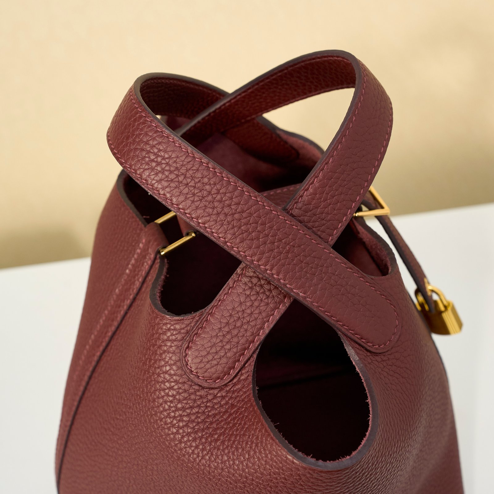 JX Premium Picotin Lock in Burgundy – Artisan Code 052, Sizes 18 & 22