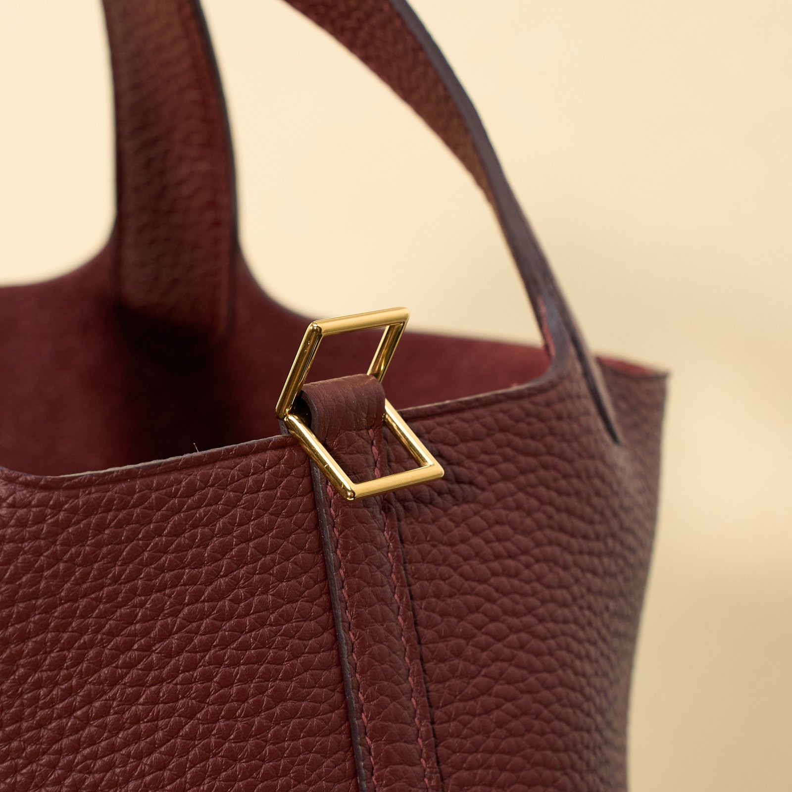 JX Premium Picotin Lock in Burgundy – Artisan Code 052, Sizes 18 & 22