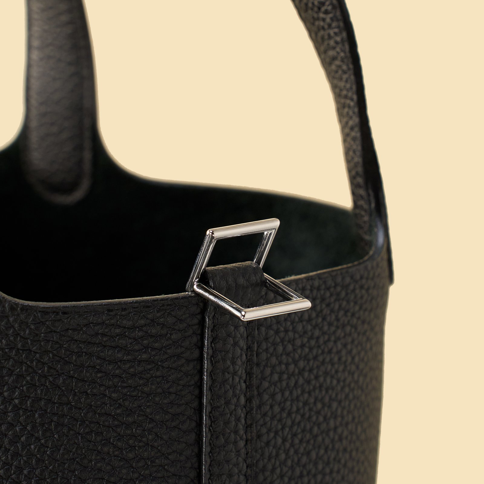 JX Premium Picotin Lock in Noir – Artisan Code 052