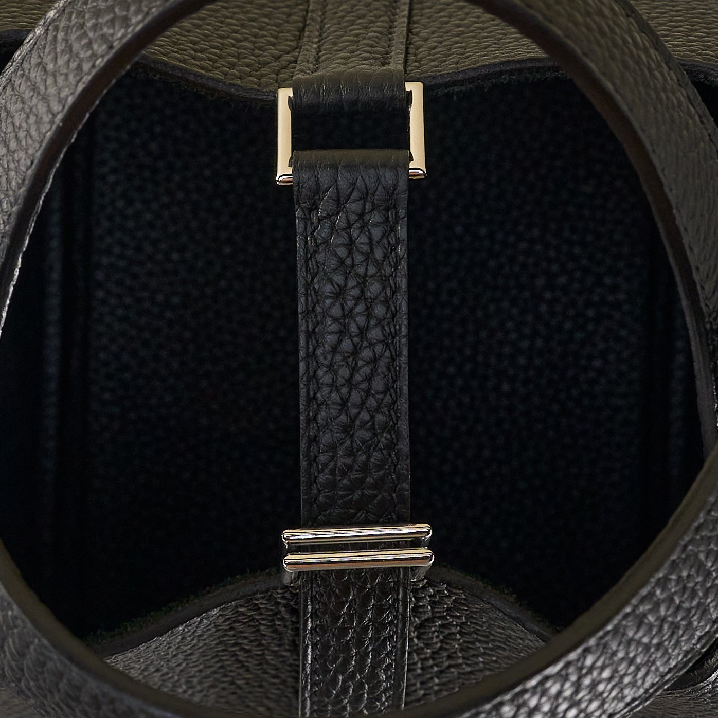 JX Premium Picotin Lock in Noir – Artisan Code 052