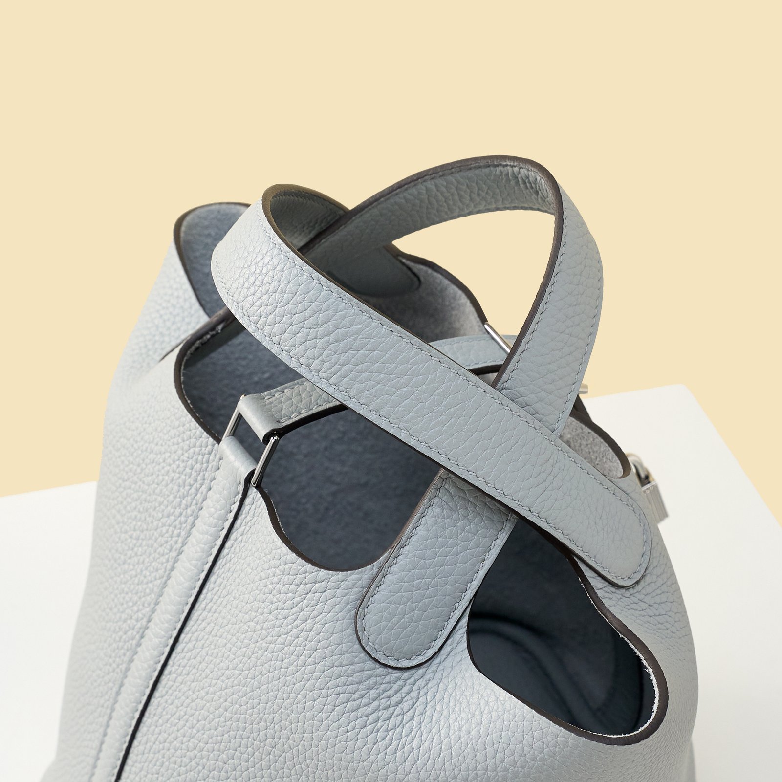 JX Premium Picotin Lock in Pearl Grey – Artisan Code 052
