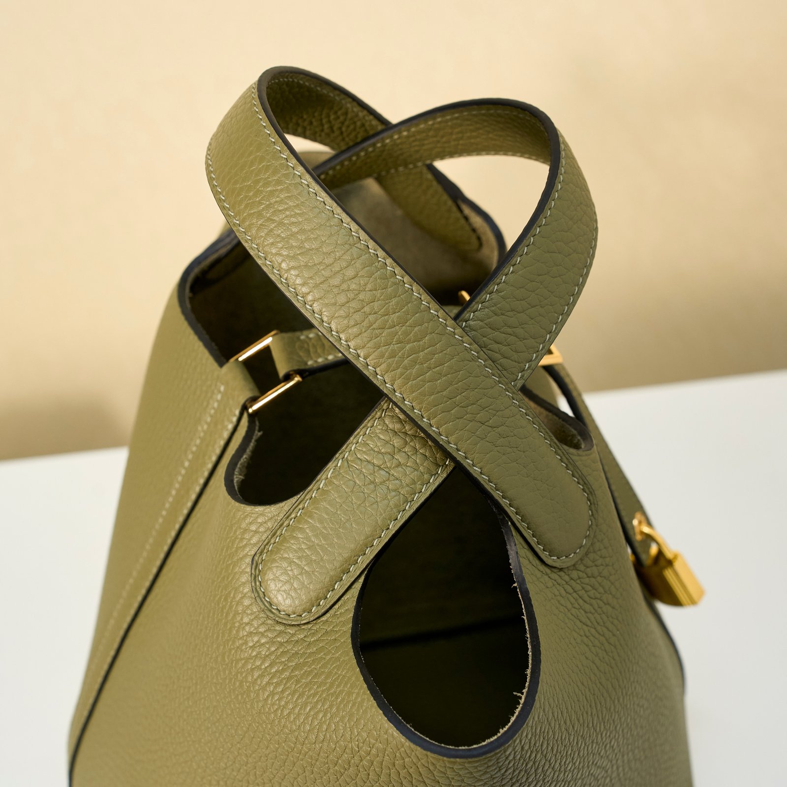 JX Premium Picotin Lock in Sage – Artisan Code 052, Sizes 18 & 22