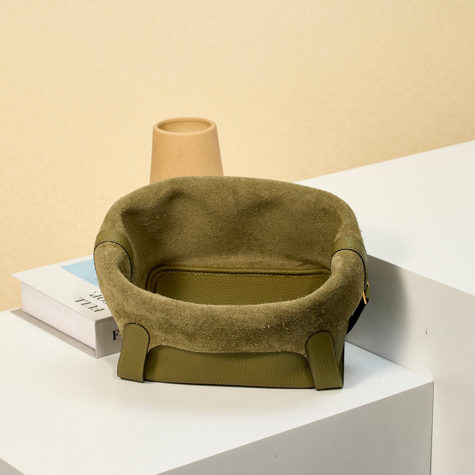 JX Premium Picotin Lock in Sage – Artisan Code 052, Sizes 18 & 22