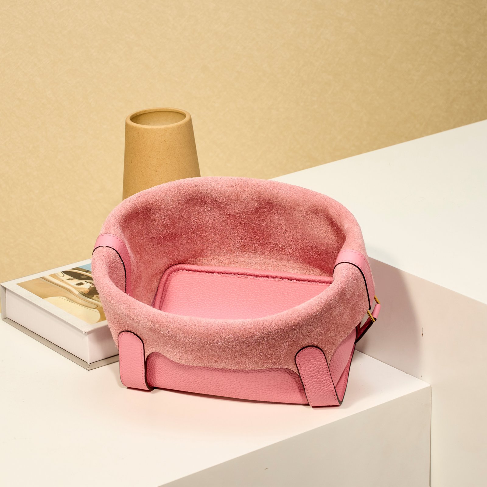 JX Premium Picotin Lock in Sakura Pink – Artisan Code 052, Sizes 18 & 22